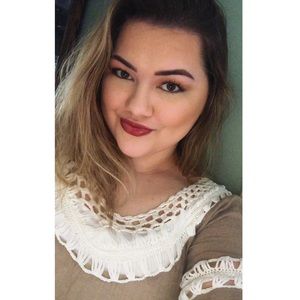 Meet your Posher, Cassie